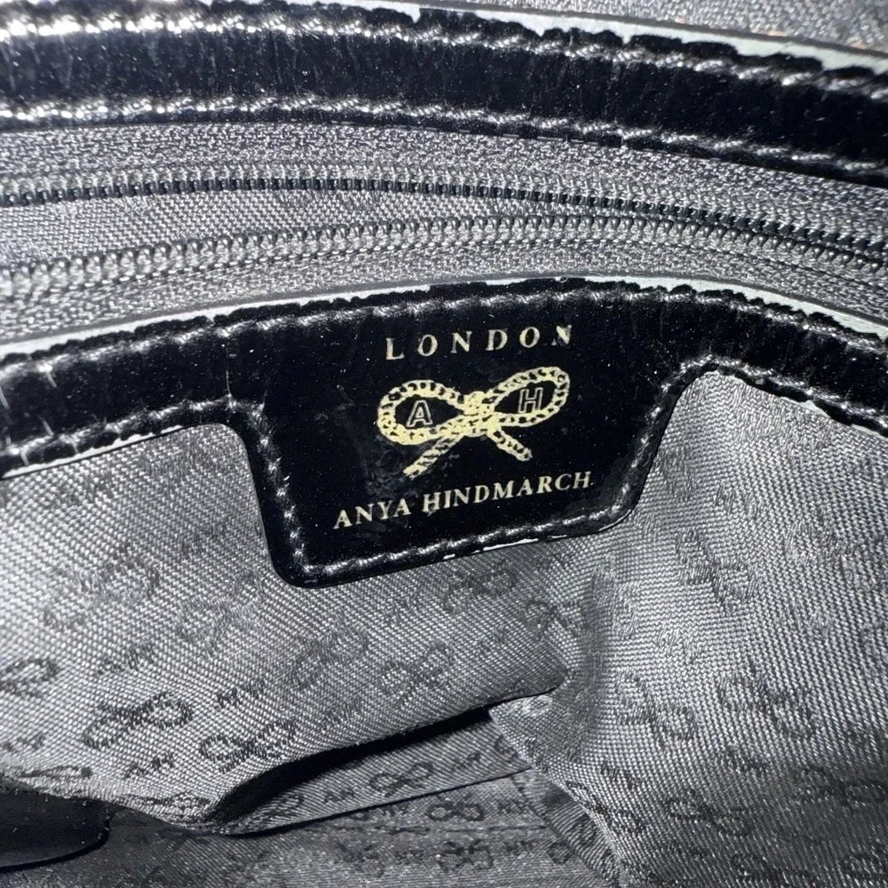 Anya Hindmarch anya hindmarch